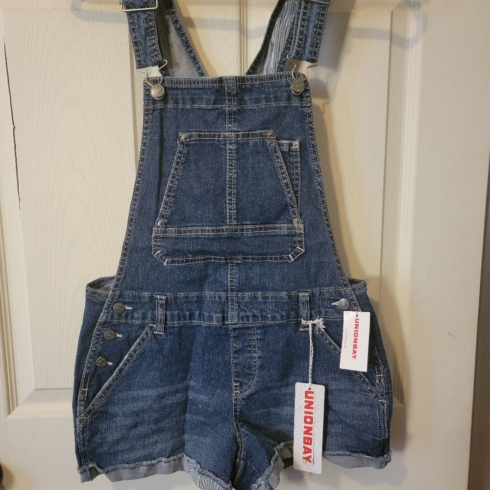 UnionBay Juniors short overalls